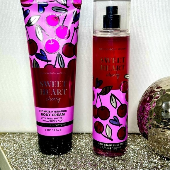 Bath & Body Works Sweetheart Cherry Lotion Set NWT - Picture 3 of 5